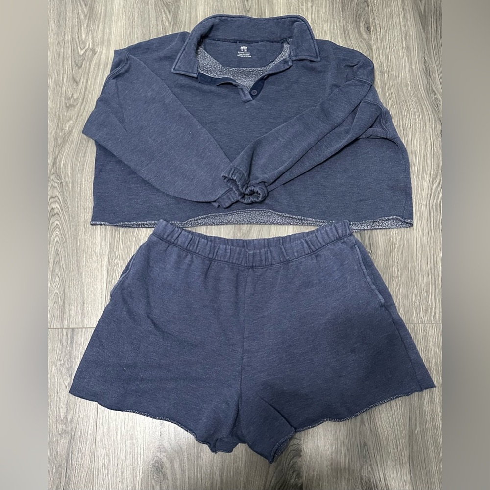AERIE LOUNGE SET SIZE XL - TOP & BOTTOM TOGETHER
